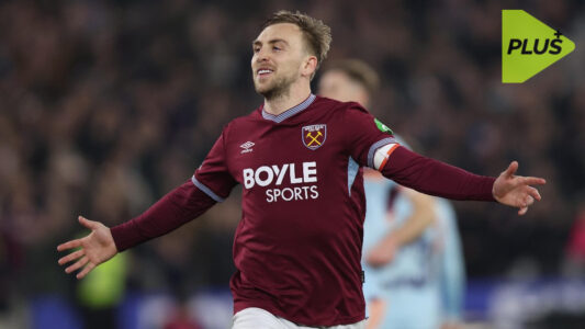 جارود بوين يحتفل بهدف مع وست هام في كأس الاتحاد الإنجليزي