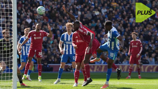 داني ويلبيك يحتفل بهدفه الثاني ضد ليفربول في مباراة برايتون وليفربول