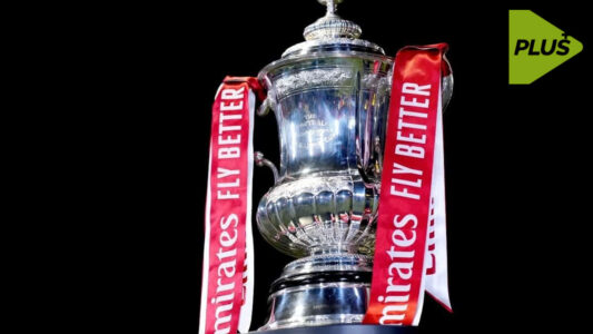 شعار كأس الاتحاد الإنجليزي مع أسماء الفرق المتأهلة لربع النهائي 2025