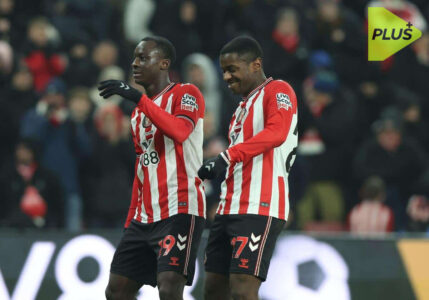 تشكيلة سندرلاند وبرايتون الرسمية لمباراة الدوري الإنجليزي