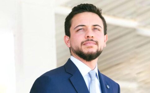 ولي العهد الأمير الحسين بن عبدالله الثاني يهنئ الملاكمين زياد وحسين عشيش