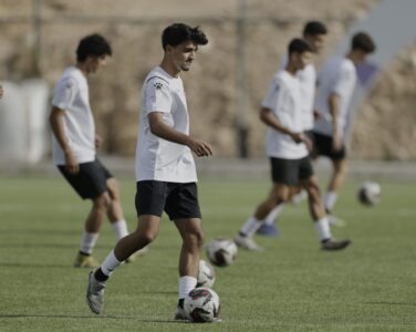 لاعبي منتخب الأردن تحت 17 عاماً في تدريب بمعسكر تونس